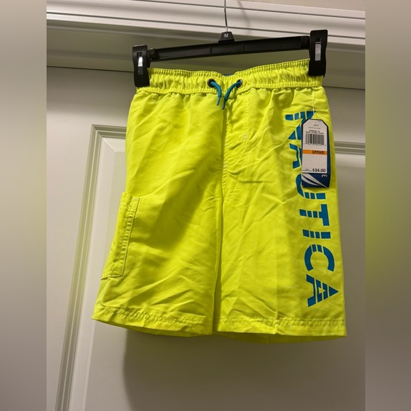 Nautica Yellow Board Shorts Modern Sporty Swimwear - Picture 1 of 4